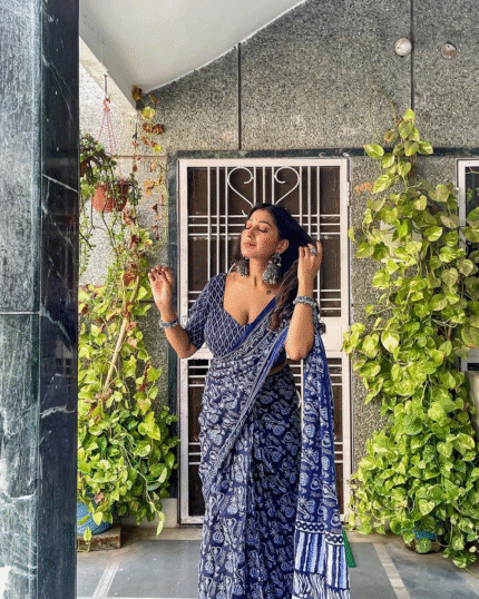 Blue Color Cotton 1 - Minute Ready to Wear Saree with Blouse Piece
