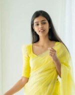 Lemon Yellow Color Curated Quality Soft Banarasi Silk Saree with Classy Bloue Piece - Image 4