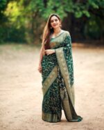 Green Color Recently Launched Soft Banarasi Silk Saree with Classy Bloue Piece - Image 4