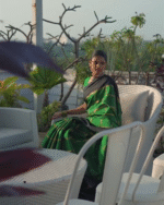 Green And Black Color Just In Soft Banarasi Silk Saree with Classy Bloue Piece - Image 4