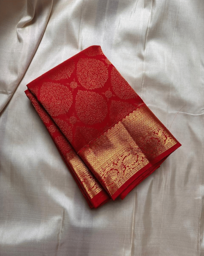 Red Color Viral Pick Soft Banarasi Silk Saree with Classy Bloue Piece - Image 1