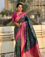 Green And Pink Color Signature Line Soft Banarasi Silk Saree with Classy Bloue Piece - Image 5