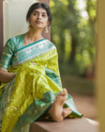 Parrot Green Color Luxury Edition Soft Banarasi Silk Saree with Classy Bloue Piece - Image 3