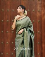 Green Color Recently Added Soft Banarasi Silk Saree with Classy Blouse Piece - Image 4