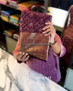 Luxurient Purple Color Soft Banarasi Silk Saree With Pure Golden Zari Work & Classy Blouse Piece - Image 6