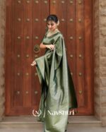 Green Color Recently Added Soft Banarasi Silk Saree with Classy Blouse Piece - Image 5