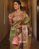 Green Color Recently Added Soft Banarasi Silk Saree with Classy Blouse Piece - Image 4