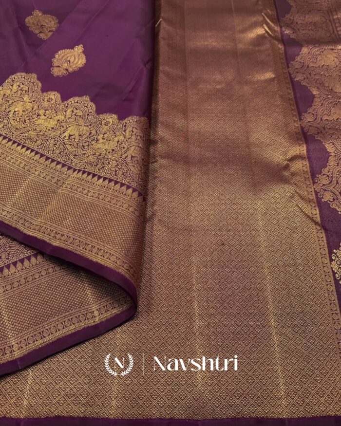 Purple Color Signature Line Pure Golden Zari Work Soft Banarasi Silk Saree with Classy Blouse Piece - Image 5