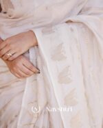 White Color Elite Pick Soft Banarasi Silk Saree with Classy Blouse Piece - Image 3