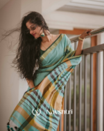 Hari Preet - Elegant Bottle Green Saree with Yellow Lining & Border Detailing with Blouse Piece - Image 3