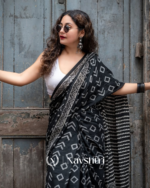 Black Color 1 Minute Ready To Wear Mulmul Cotton Digital Printed Saree With Pocket - Image 4