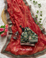 Chatoyant Red Cursh Silk Saree With Stunner Stitched Blouse - Image 4